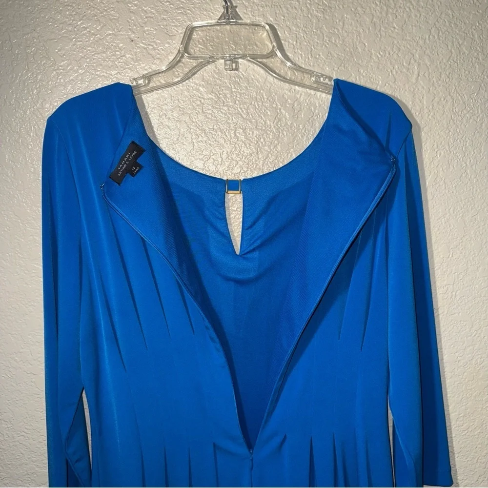 Tahari Arthur S Levine Pleated Dress Women’s 12 Blue 3/4 Sleeve Keyhole Midi
